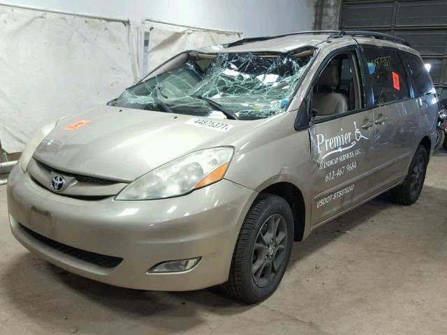 5TDBA22C36S073474 - 2006 TOYOTA SIENNA GOLD photo 2