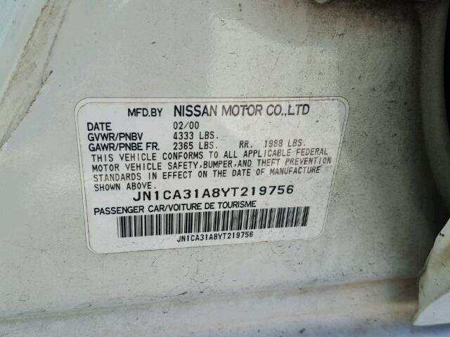 JN1CA31A8YT219756 - 2000 NISSAN MAXIMA GLE WHITE photo 10