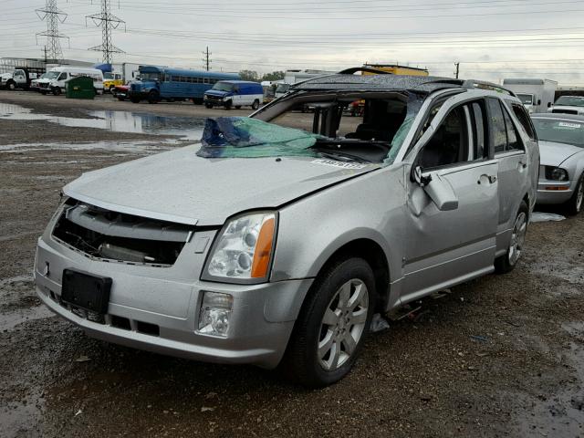 1GYEE637360180922 - 2006 CADILLAC SRX SILVER photo 2