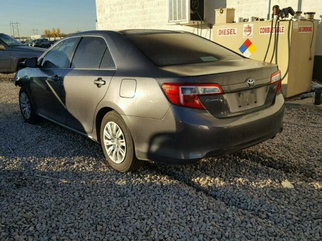 4T4BF1FK0DR284882 - 2013 TOYOTA CAMRY L GRAY photo 3