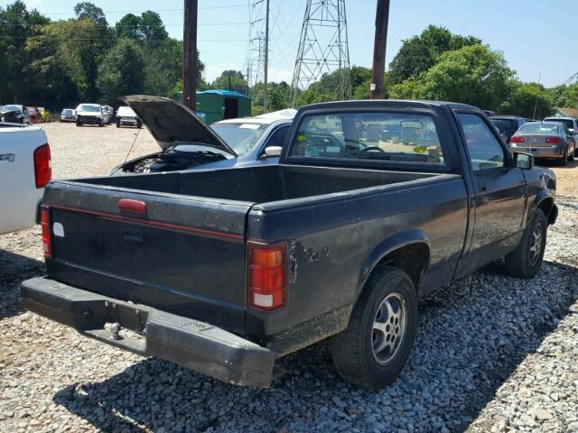 1B7FL26X6TW705792 - 1996 DODGE DAKOTA BLACK photo 4