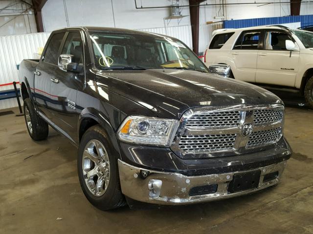 1C6RR7NG4JS306272 - 2018 RAM 1500 LARAM GRAY photo 1