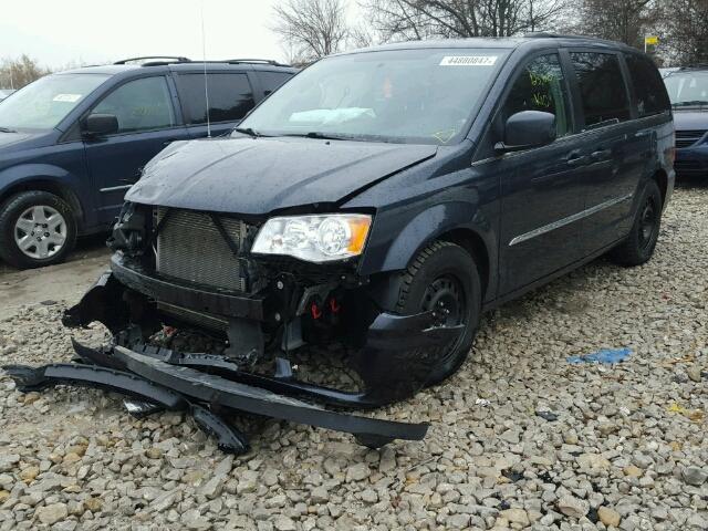 2C4RC1CG1ER118293 - 2014 CHRYSLER TOWN & COU GRAY photo 2