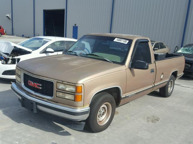 1GTEC14M0TZ517332 - 1996 GMC SIERRA GOLD photo 2