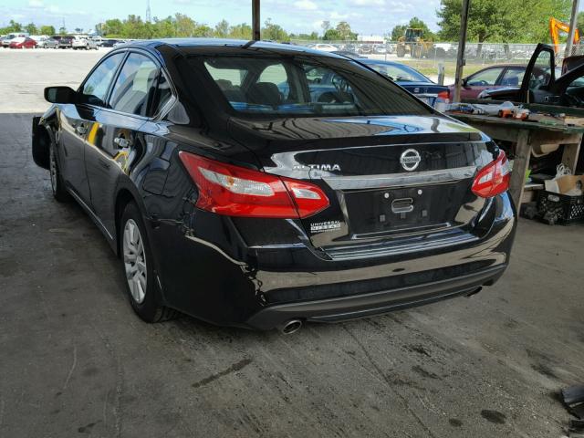 1N4AL3AP9HC132893 - 2017 NISSAN ALTIMA 2.5 BLACK photo 3