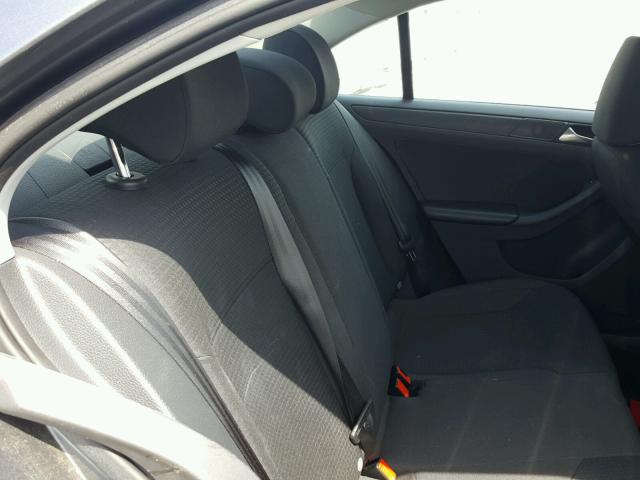 3VW2K7AJ6FM285860 - 2015 VOLKSWAGEN JETTA BASE 灰色 照片 6