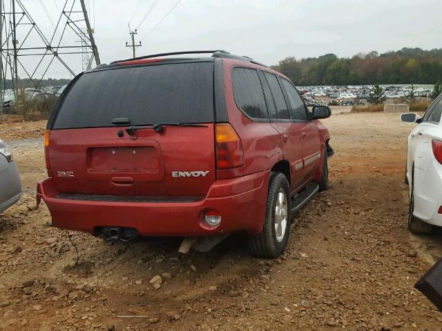 1GKDT13S042409917 - 2004 GMC ENVOY RED photo 4