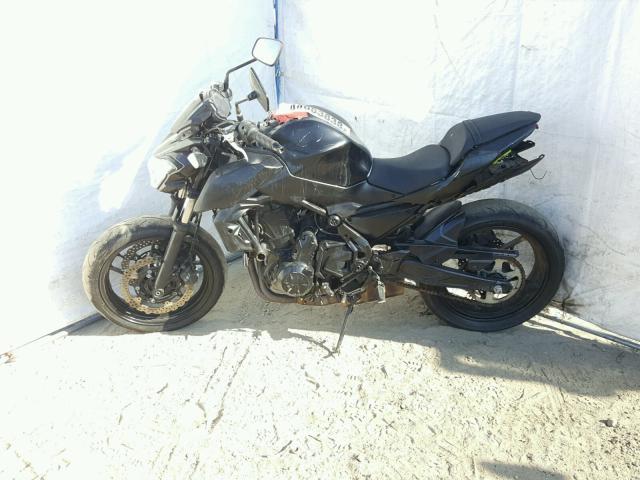 JKAEREH12HDA03697 - 2017 KAWASAKI ER650 H BLACK photo 9