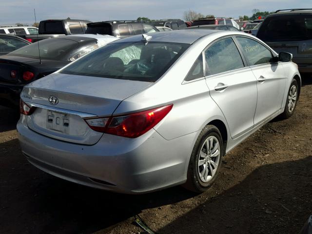 5NPEB4AC3CH335972 - 2012 HYUNDAI SONATA GLS SILVER photo 4