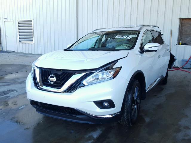 5N1AZ2MH3HN180106 - 2017 NISSAN MURANO WHITE photo 2