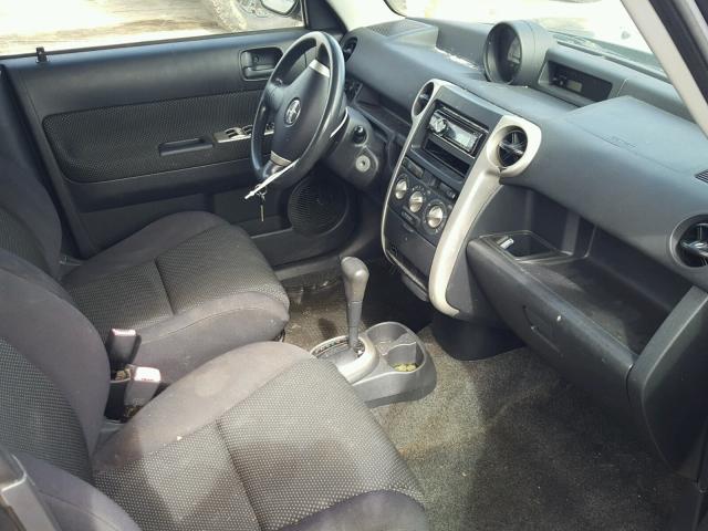 JTLKT324X50170699 - 2005 TOYOTA SCION XB Grün Foto 5