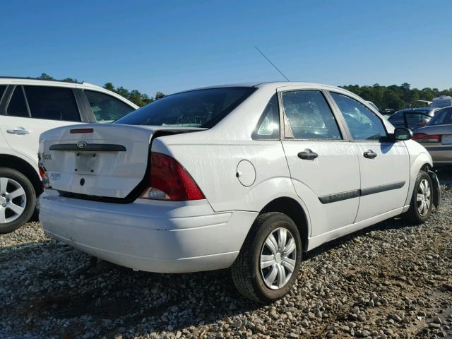 1FAFP33P51W134703 - 2001 FORD FOCUS WHITE photo 4