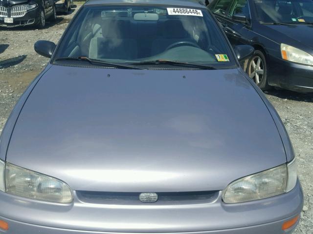 1Y1SK5260VZ404643 - 1997 GEO PRIZM BASE 紫色 照片 9