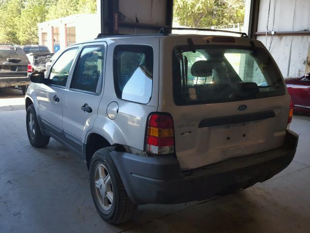 1FMYU02194KA35770 - 2004 FORD ESCAPE XLS SILVER photo 3