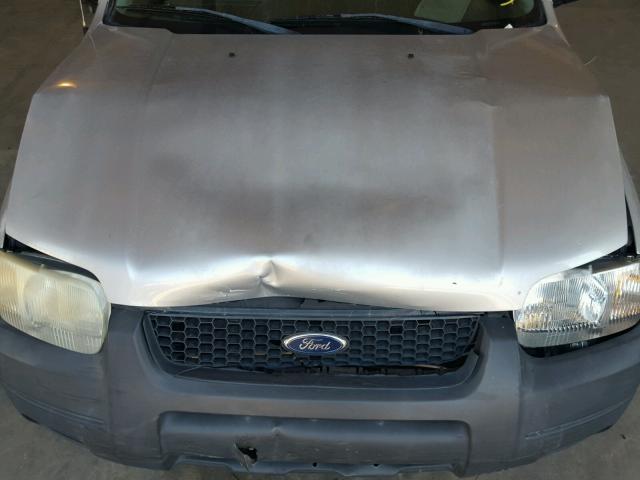 1FMYU02194KA35770 - 2004 FORD ESCAPE XLS SILVER photo 7