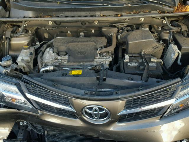 2T3BFREV5DW034730 - 2013 TOYOTA RAV4 棕色 照片 7