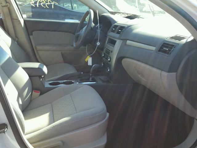 3FAHP0GA2CR340662 - 2012 FORD FUSION WHITE photo 5