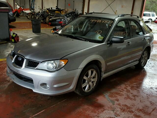 JF1GG68666H812134 - 2006 SUBARU IMPREZA OU SILVER photo 2