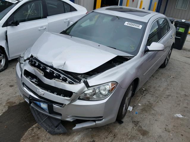 1G1ZC5E02CF108666 - 2012 CHEVROLET MALIBU 1LT ვერცხლისფერი ფოტო 2