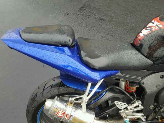 JYARJ06E53A000187 - 2003 YAMAHA YZFR6 L BLUE photo 6