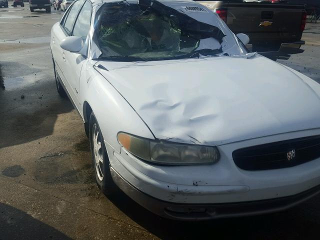 2G4WF5211V1482576 - 1997 BUICK REGAL GS Blanc photo 9
