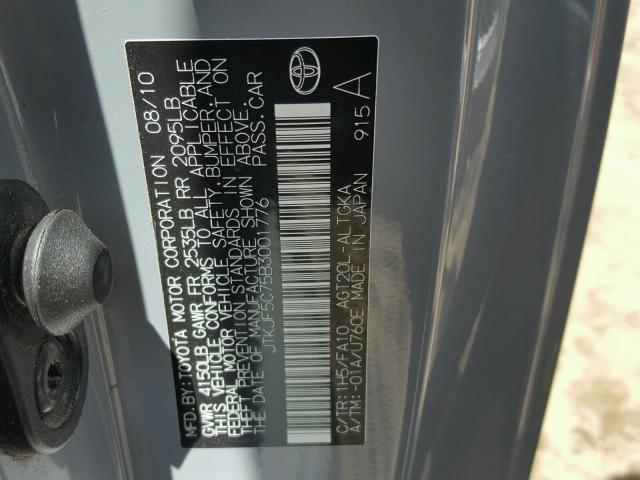 JTKJF5C75B3001776 - 2011 TOYOTA SCION TC 银色 照片 10