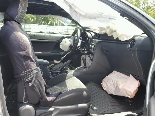 JTKJF5C75B3001776 - 2011 TOYOTA SCION TC 银色 照片 5