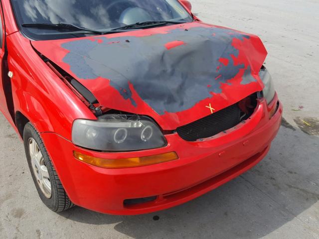 KL1TD52695B448143 - 2005 CHEVROLET AVEO BASE Қызыл фото 9