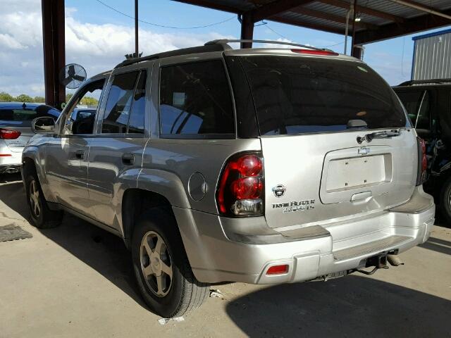 1GNDS13S662215465 - 2006 CHEVROLET TRAILBLAZE SILVER photo 3