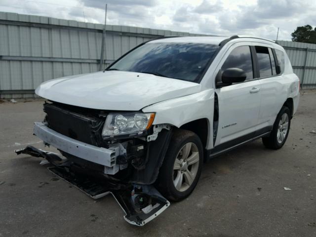 1C4NJCBA8CD515321 - 2012 JEEP COMPASS SP WHITE photo 2