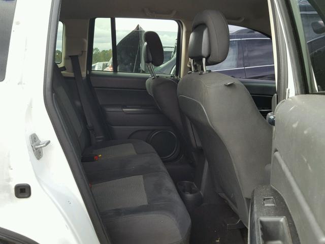 1C4NJCBA8CD515321 - 2012 JEEP COMPASS SP WHITE photo 6