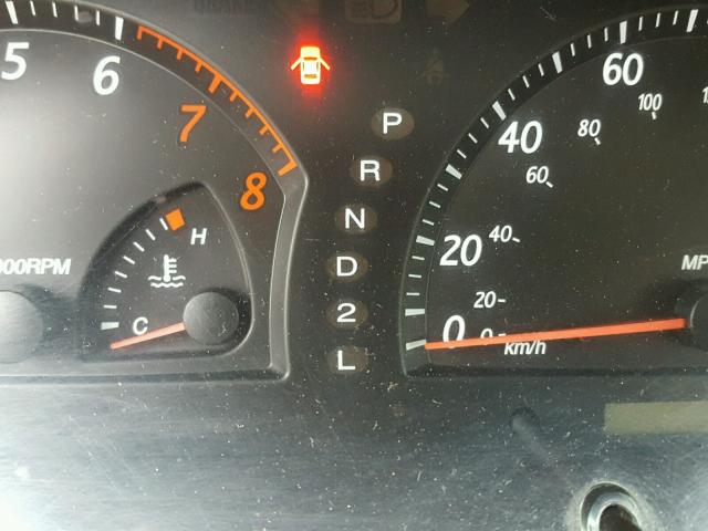 4T1BE32K22U085070 - 2002 TOYOTA CAMRY LE ვერცხლისფერი ფოტო 8