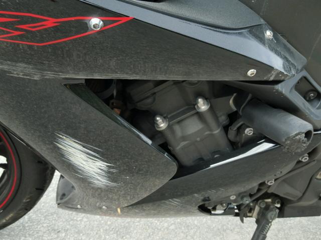 JYARN13E15A015089 - 2005 YAMAHA YZFR1 BLACK photo 9