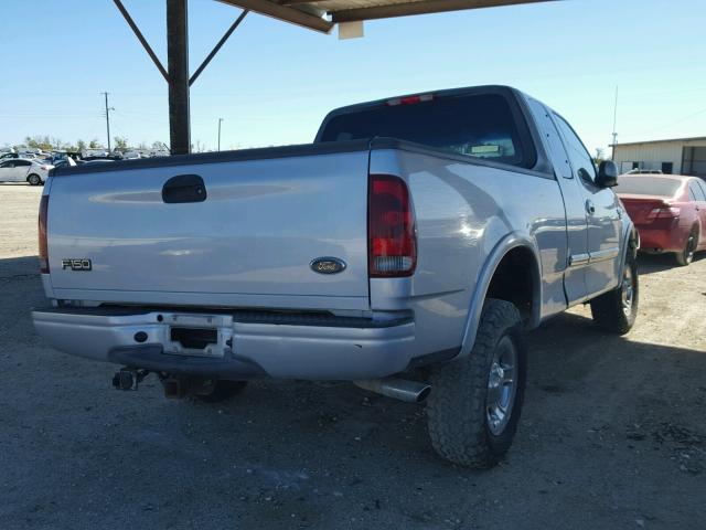 2FTRX18L53CA82747 - 2003 FORD F150 SILVER photo 4