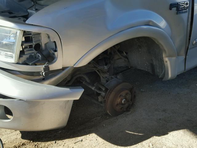 2FTRX18L53CA82747 - 2003 FORD F150 SILVER photo 9