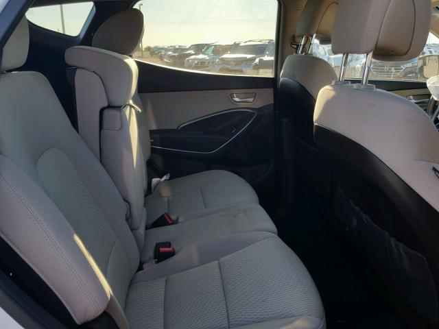 5NMZU3LB7HH025306 - 2017 HYUNDAI SANTA FE S WHITE photo 6
