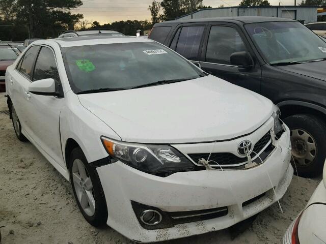 4T1BF1FK7EU842531 - 2014 TOYOTA CAMRY L WHITE photo 1