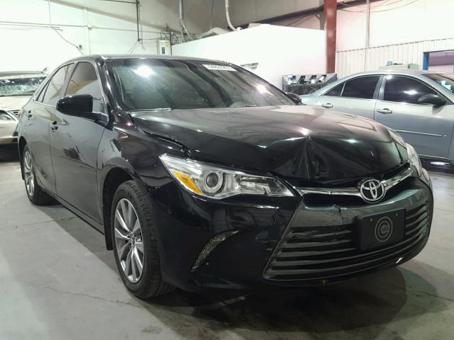 4T1BF1FK1HU813076 - 2017 TOYOTA CAMRY LE 黑色 照片 1