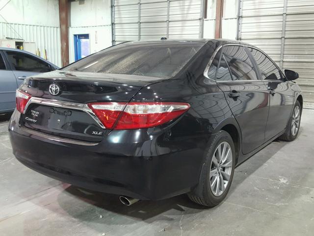 4T1BF1FK1HU813076 - 2017 TOYOTA CAMRY LE 黑色 照片 4