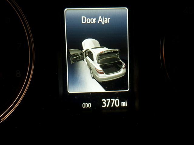 4T1BF1FK1HU813076 - 2017 TOYOTA CAMRY LE 黑色 照片 8