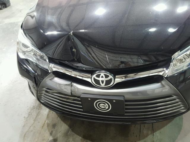 4T1BF1FK1HU813076 - 2017 TOYOTA CAMRY LE 黑色 照片 9
