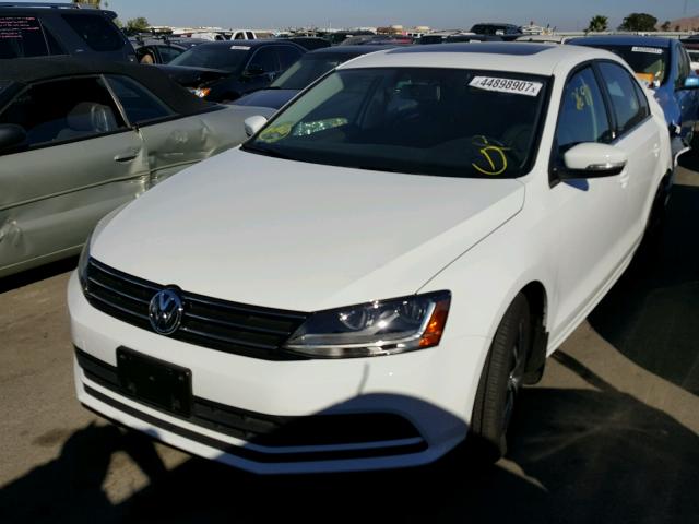 3VWDB7AJ5HM398128 - 2017 VOLKSWAGEN JETTA SE WHITE photo 2