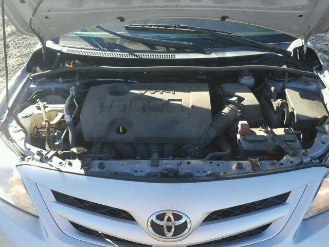 2T1BU4EE7BC672929 - 2011 TOYOTA COROLLA BA SILVER photo 7