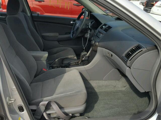 1HGCM56117A189780 - 2007 HONDA ACCORD VAL SILVER photo 5