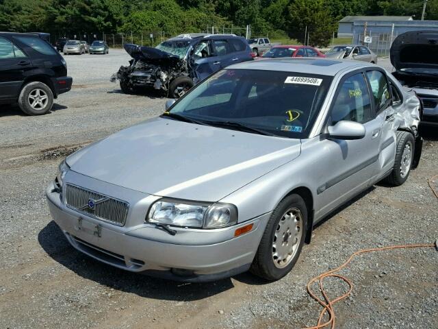 YV1TS94DXY1065902 - 2000 VOLVO S80 SILVER photo 2