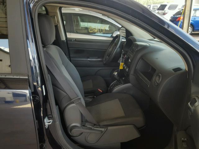 1J4NT1FA4BD138052 - 2011 JEEP COMPASS SP 黑色 照片 5
