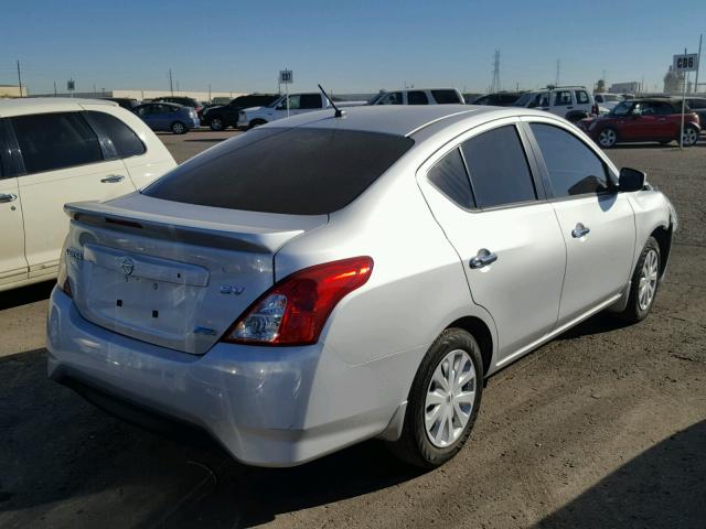 3N1CN7AP4GL900421 - 2016 NISSAN VERSA S SILVER photo 4