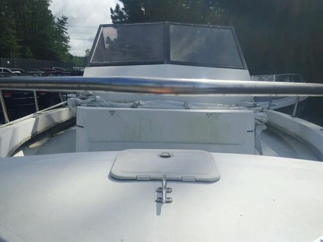 ANGW2290C787 - 1987 CABIN TRAILER BOAT WHITE photo 9