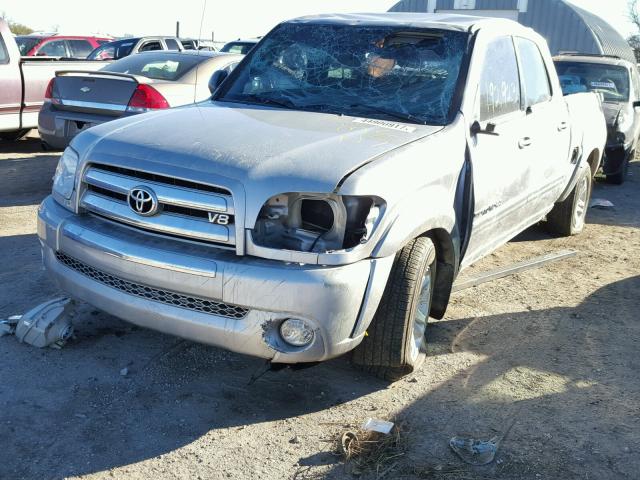 5TBDT44126S524624 - 2006 TOYOTA TUNDRA DOU SILVER photo 2