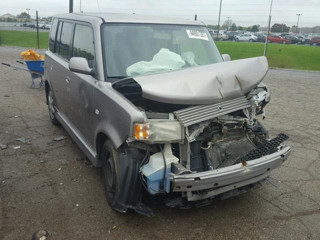 JTLKT324550178841 - 2005 TOYOTA SCION XB GRAY photo 1